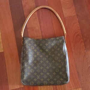 Louis Vuitton Looping GM